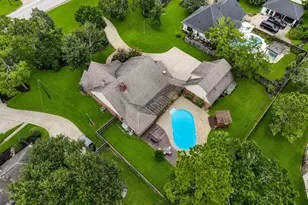 1207 W Edgewood Dr, Friendswood, TX 77546 - Photo 44