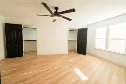 1402 Bayou Shore Drive, Galveston, TX 77551 - Photo 38