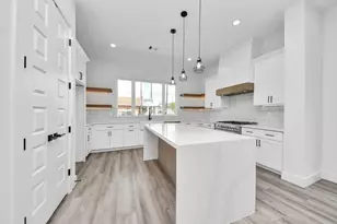 1818 West St, Houston, TX 77026 - Photo 6