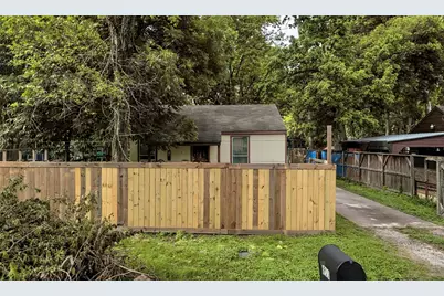 6911 Finch Street, Houston, TX 77028 - Photo 4