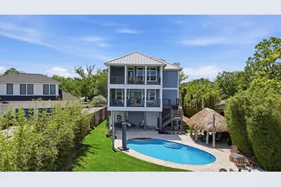 4019 Bayshore Drive Drive, Bacliff, TX 77518 - Photo 2