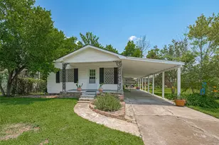 220 Palmyra St, Houston, TX 77022 - Photo 1