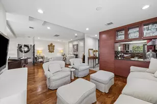 623 Pinehaven Dr, Houston, TX 77024 - Photo 10