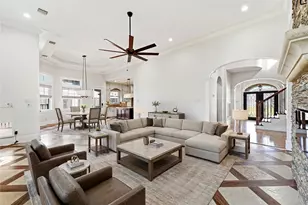 5637 Overbrook Ln, Houston, TX 77056 - Photo 12