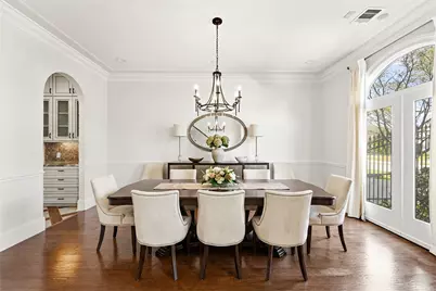 5637 Overbrook Lane, Houston, TX 77056 - Photo 6