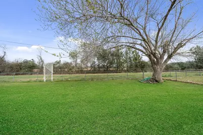 355 Windsor Square, Alvin, TX 77511 - Photo 22