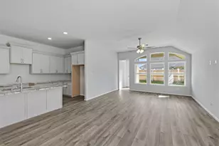 6305 Promenade Dr, College Station, TX 77845 - Photo 10