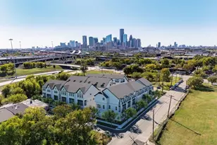 2745 Providence St, Houston, TX 77020 - Photo 10