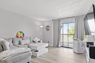 212 Plaza Verde Dr, Houston, TX 77038 - Photo 4