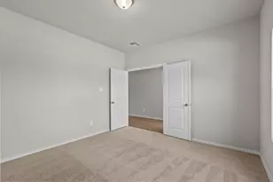 2784 Portugal Laurel Dr, Alvin, TX 77511 - Photo 18