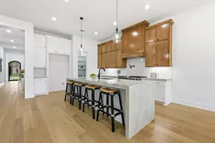 204 Milwaukee St, Houston, TX 77009 - Photo 8