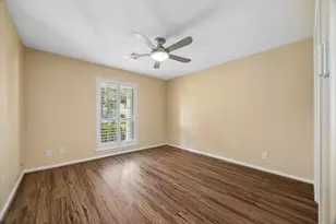 10906 Piping Rock Ln, Houston, TX 77042 - Photo 22