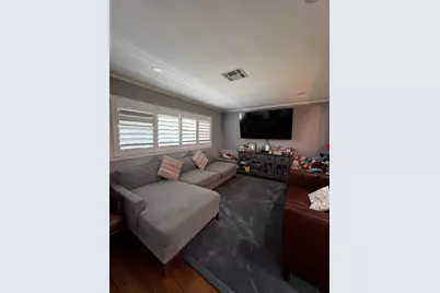 854 T C Jester Boulevard, Houston, TX 77008 - Photo 8
