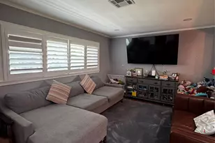 854 T C Jester Blvd, Houston, TX 77008 - Photo 8