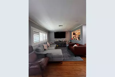 854 T C Jester Boulevard, Houston, TX 77008 - Photo 6