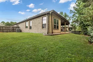 2012 Elkington Cir, Conroe, TX 77304 - Photo 32