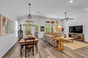 2012 Elkington Cir, Conroe, TX 77304 - Photo 16