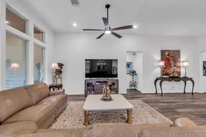 2012 Elkington Circle, Conroe, TX 77304 - Photo 18