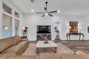 2012 Elkington Cir, Conroe, TX 77304 - Photo 18