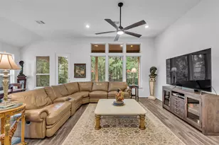 2012 Elkington Cir, Conroe, TX 77304 - Photo 22