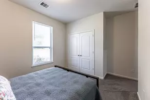 2012 Elkington Cir, Conroe, TX 77304 - Photo 6