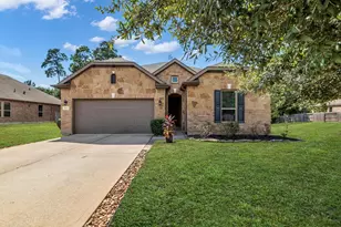 2012 Elkington Cir, Conroe, TX 77304 - Photo 2