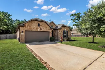 2012 Elkington Circle, Conroe, TX 77304 - Photo 1