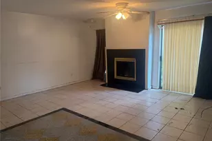 6701 Sands Point Dr, Houston, TX 77074 - Photo 2