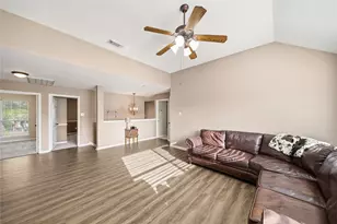 3801 Somerville Lake Ct, Pearland, TX 77581 - Photo 14