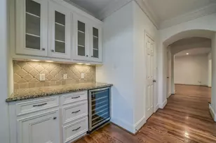 1916 W Bell St, Houston, TX 77019 - Photo 6