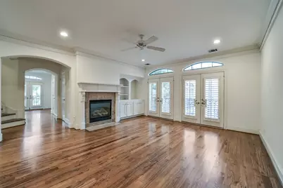 1916 W Bell Street #A, Houston, TX 77019 - Photo 2