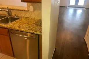 7653 Cambridge St, Houston, TX 77054 - Photo 8