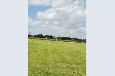 5735 McHard Rd, Houston, TX 77053 - Photo 2