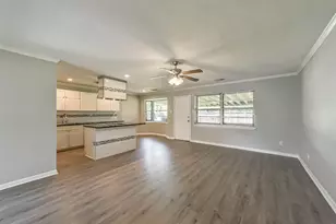 10822 Sagegulf Ln, Houston, TX 77089 - Photo 4