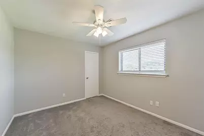 10822 Sagegulf Lane, Houston, TX 77089 - Photo 14
