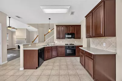 19038 Runners Lane, Humble, TX 77346 - Photo 14