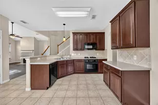 19038 Runners Ln, Humble, TX 77346 - Photo 14