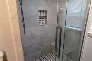 4714 Oakshire Dr, Houston, TX 77027 - Photo 16