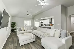 13043 Avery Ridge Ln, Tomball, TX 77377 - Photo 6