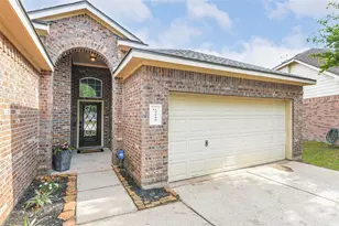 13043 Avery Ridge Ln, Tomball, TX 77377 - Photo 2