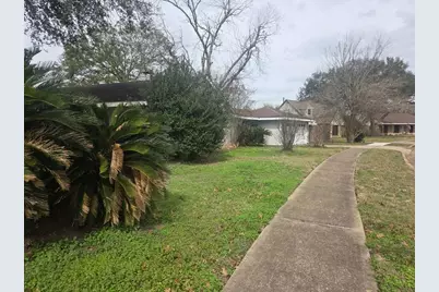6002 Beaudry Drive, Houston, TX 77035 - Photo 10