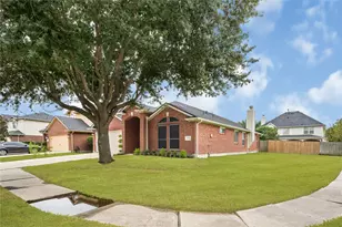 1931 Laura Anne Dr, Houston, TX 77049 - Photo 2