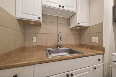 2021 Southgate Boulevard #4, Houston, TX 77030 - Photo 10