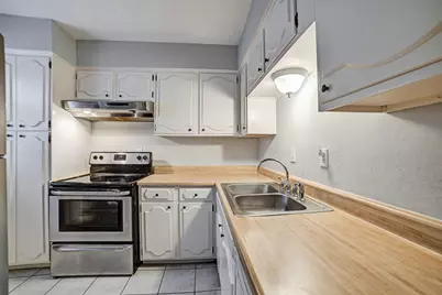 7900 Westheimer Road #202, Houston, TX 77063 - Photo 12