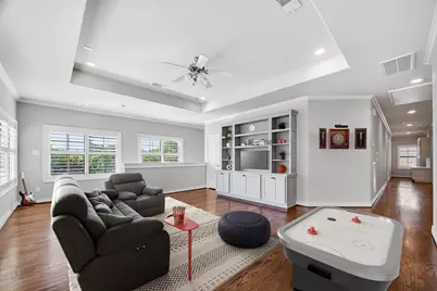 10407 Willowgrove Drive, Houston, TX 77035 - Photo 18