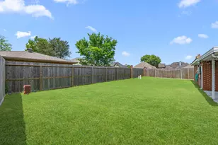 318 Breeze Park Dr, Houston, TX 77015 - Photo 22