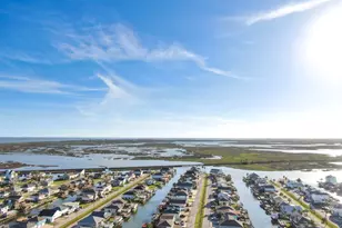 190 Barracuda, Bayou Vista, TX 77563 - Photo 1