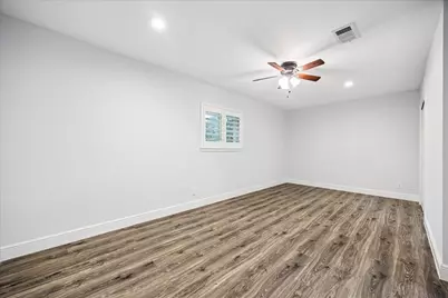 1413 Waseca Street, Houston, TX 77055 - Photo 12