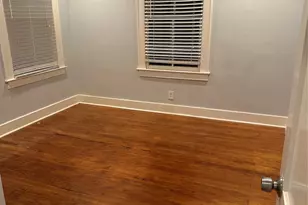 2009 30th St, Galveston, TX 77550 - Photo 8