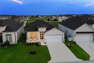 11021 N Lake Mist Ln, Willis, TX 77318 - Photo 2